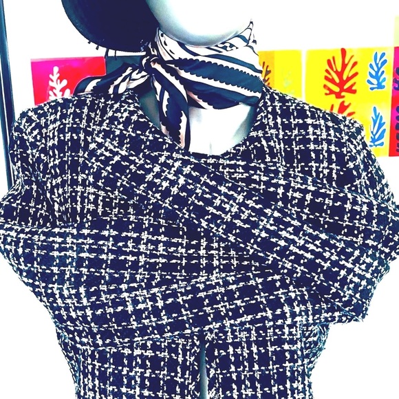Black & White Tweed Coat - Fully Lined - Gorgeous Excellent Condition - Picture 6 of 16
